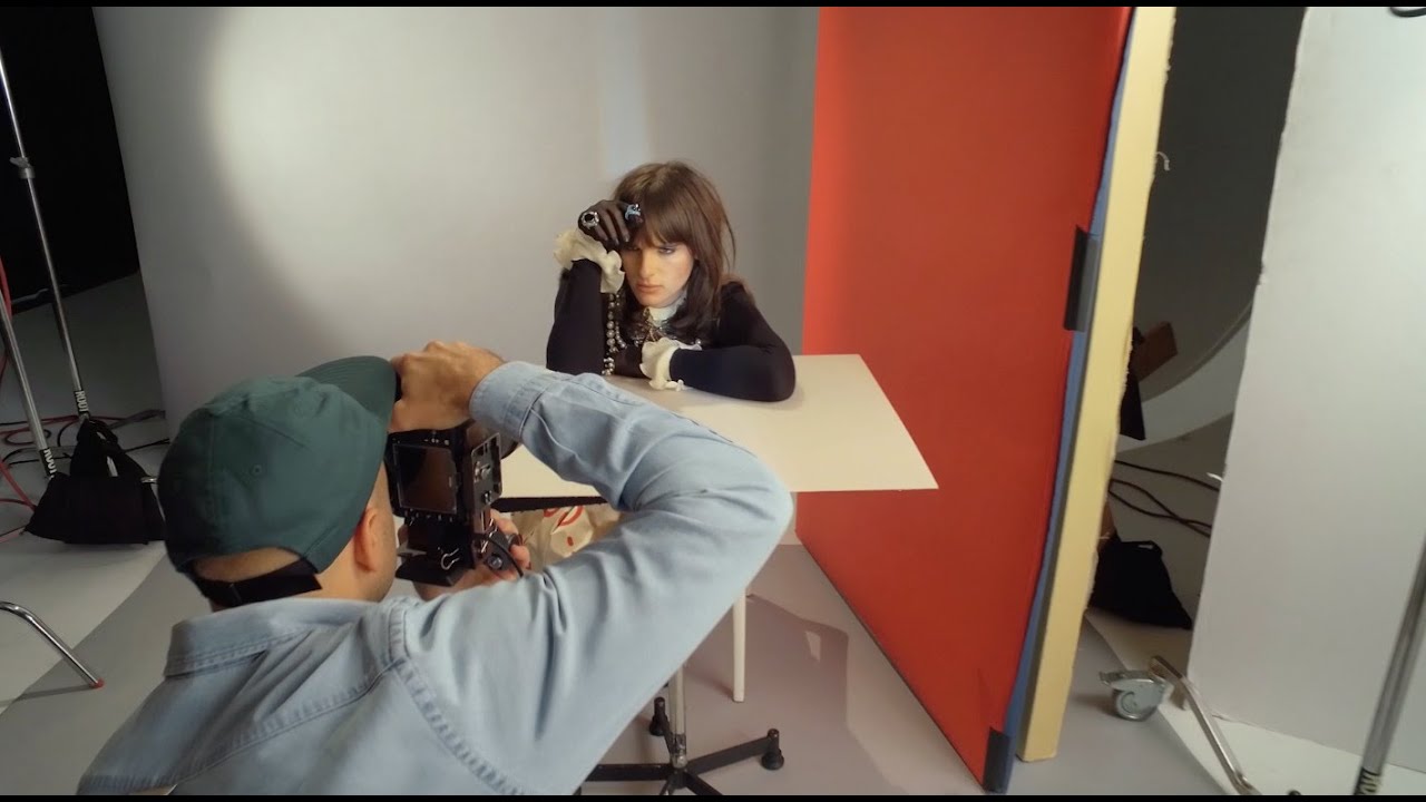 ELLE X Hari Nef: September 2016 Behind The Scenes