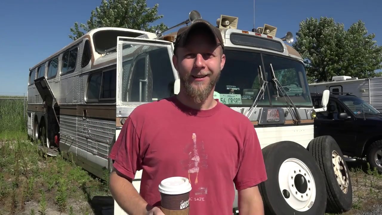 Scenicruiser 858 - Tire Day! (July 2018 Update)