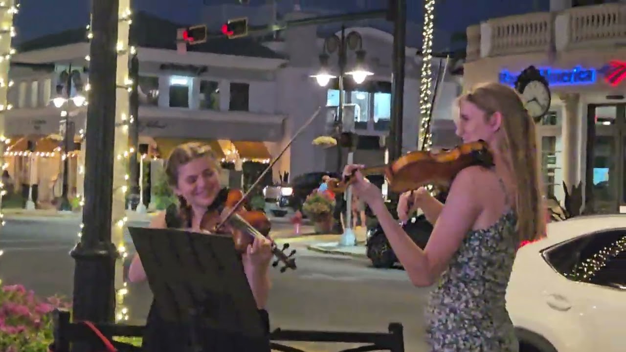Beautiful Naples, Florida - Street & Beach Walk