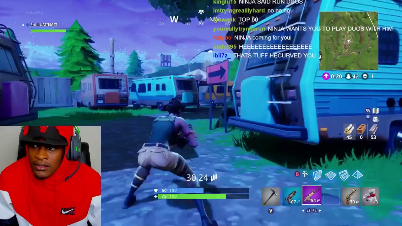 Solluminati играет в Fortnite и попадает в шторм