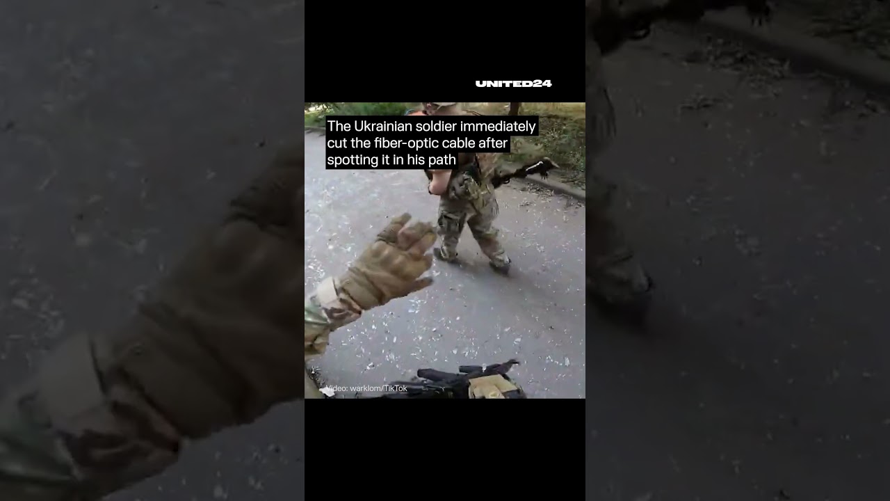 Ukrainian Soldier Immediately Cut the Fiber-Optic Cable After Spotting It in His Path #warinukraine