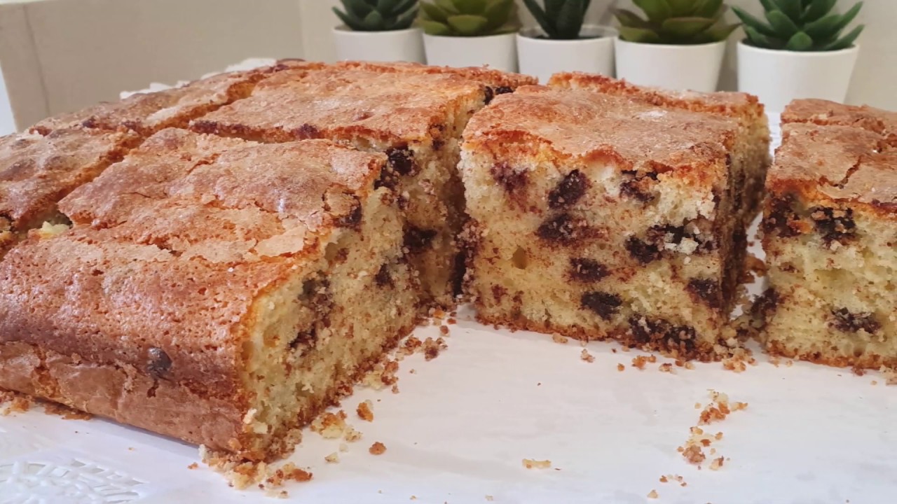 Bizcocho de requesón y pepitas de chocolate. Así de fácil y así de rico !!!