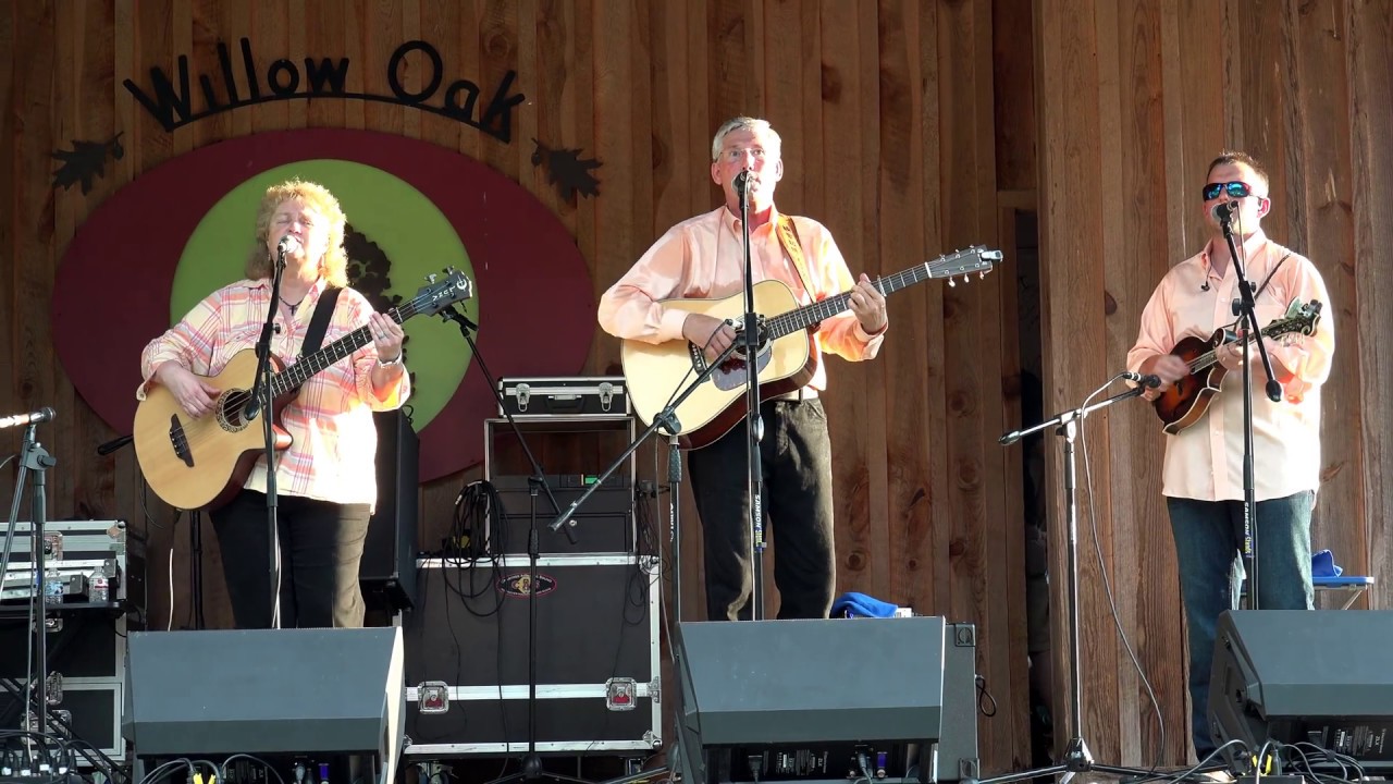 Garrett Newton Band - Sing Me A Bluegrass Song