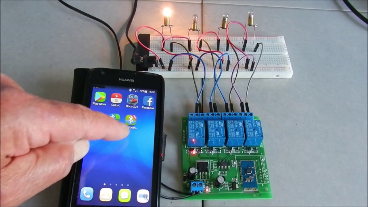 Module DC 12V bluetooth 4 relais pour Android Mobile.
