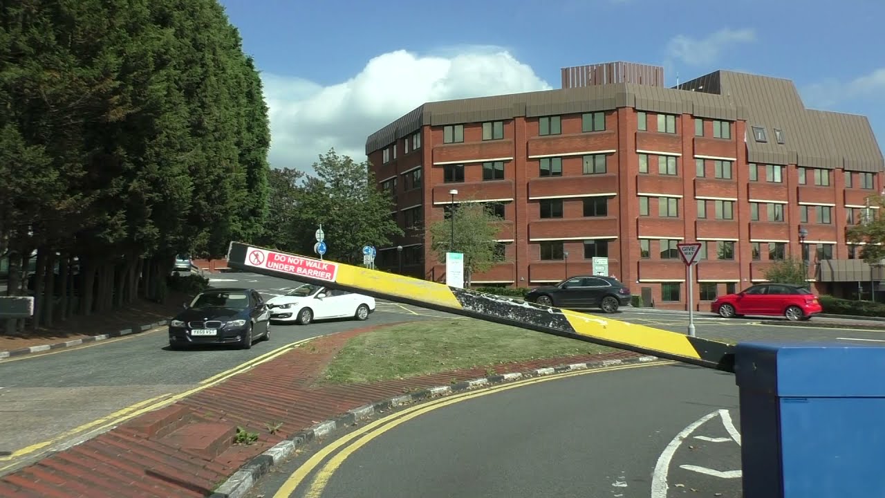 Driving Around Redditch, Worcestershire, England 18th September 2021