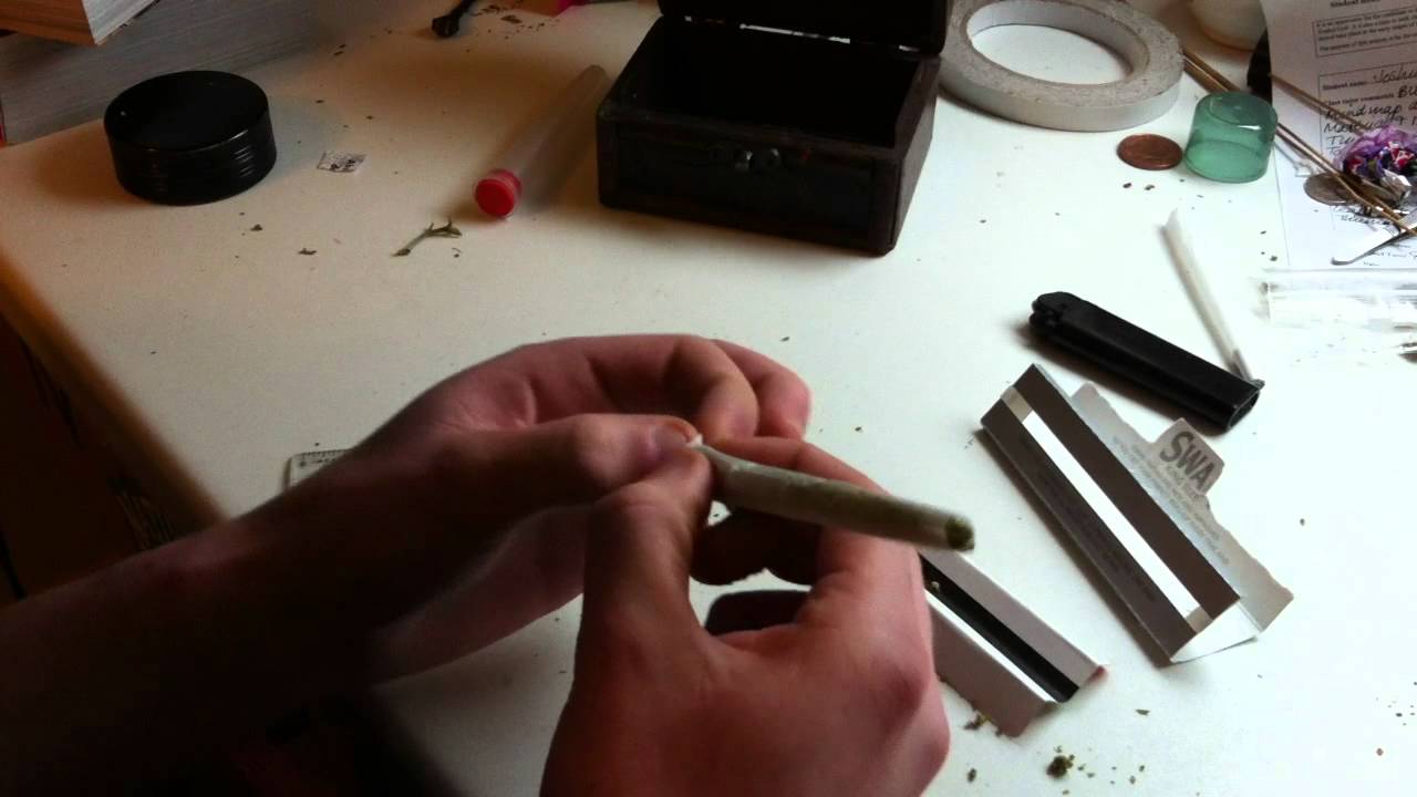 How to Roll a Joint - GreenHazeTV (HD)