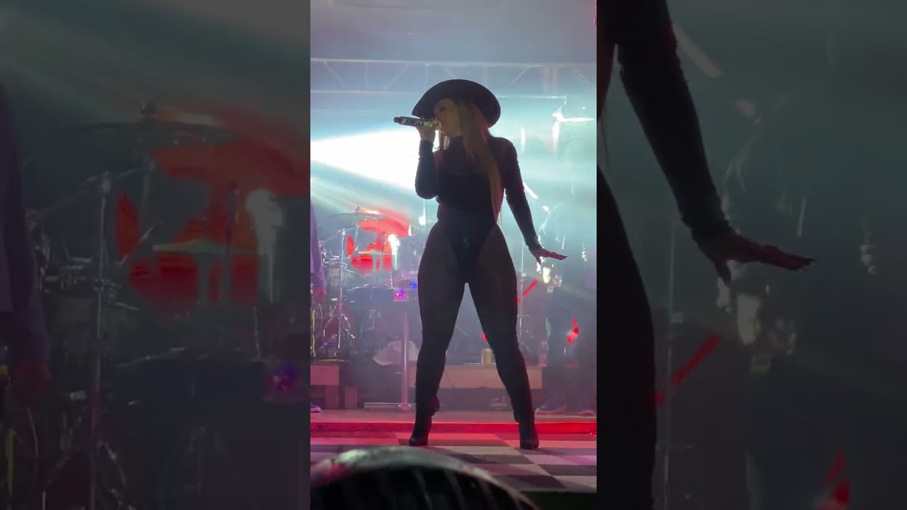 Chiquis en Greenville, South Carolina (4/5)