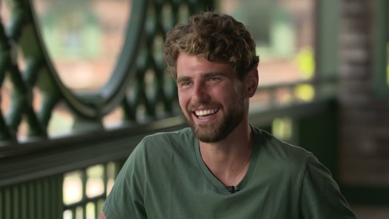 3 Burning Questions with Maxime Cressy