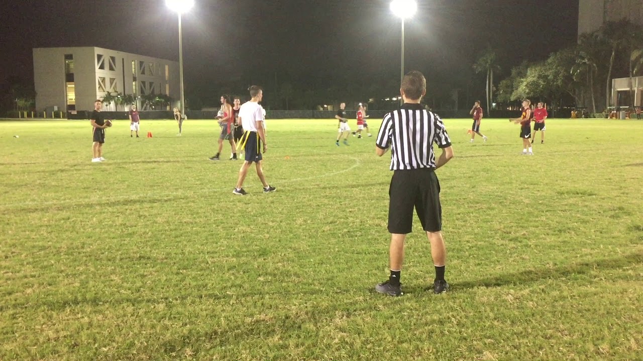 Flag Football: Total Confusion on the Field