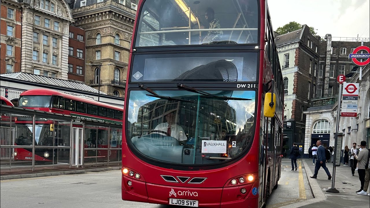 *Banned Working, Bandit Blinds*LJ09 SVF Arriva London 09Reg VDL DB300 Wright Gemini 2