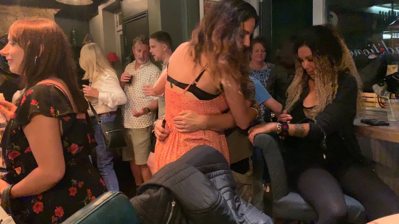 Whitstable Kent UK 🇬🇧 bars / clubs  night out