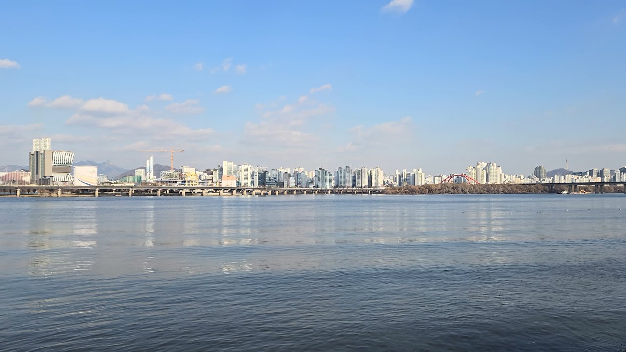 Yeouido, Seoul | 13:00 | Urban View 010