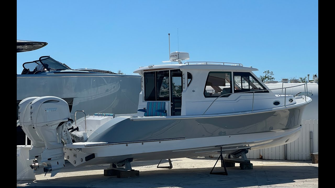 Yacht Works Introduces the True North 34 Outboard Express