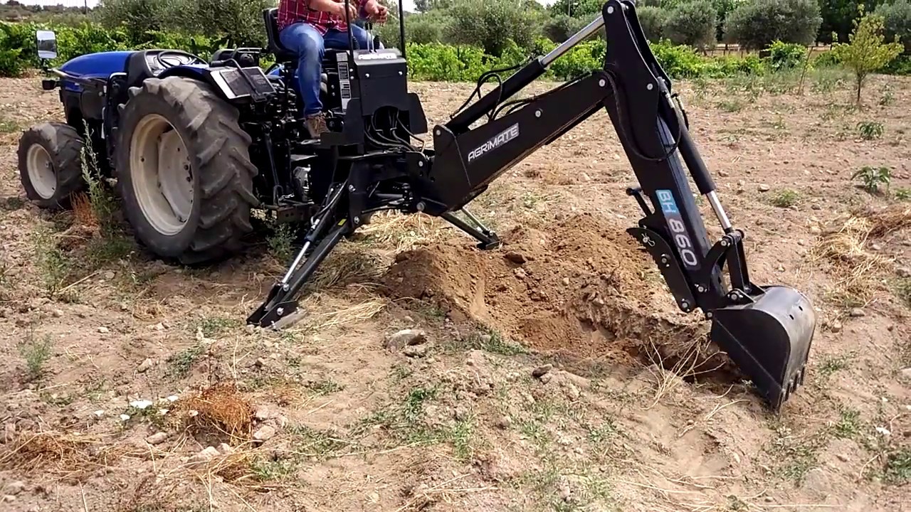 Retroescavadora BH860 - Primeira utilização cliente 1