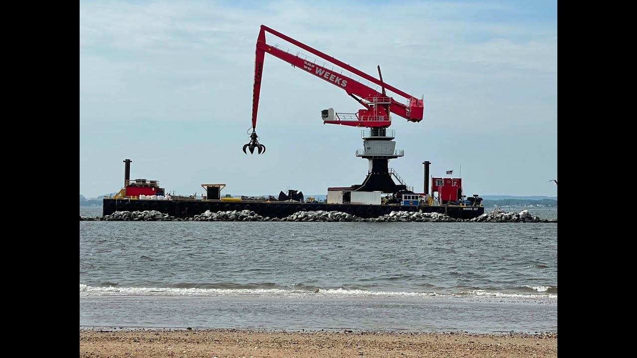 Living Breakwaters resiliency project; A talk. by Pippa Brashear