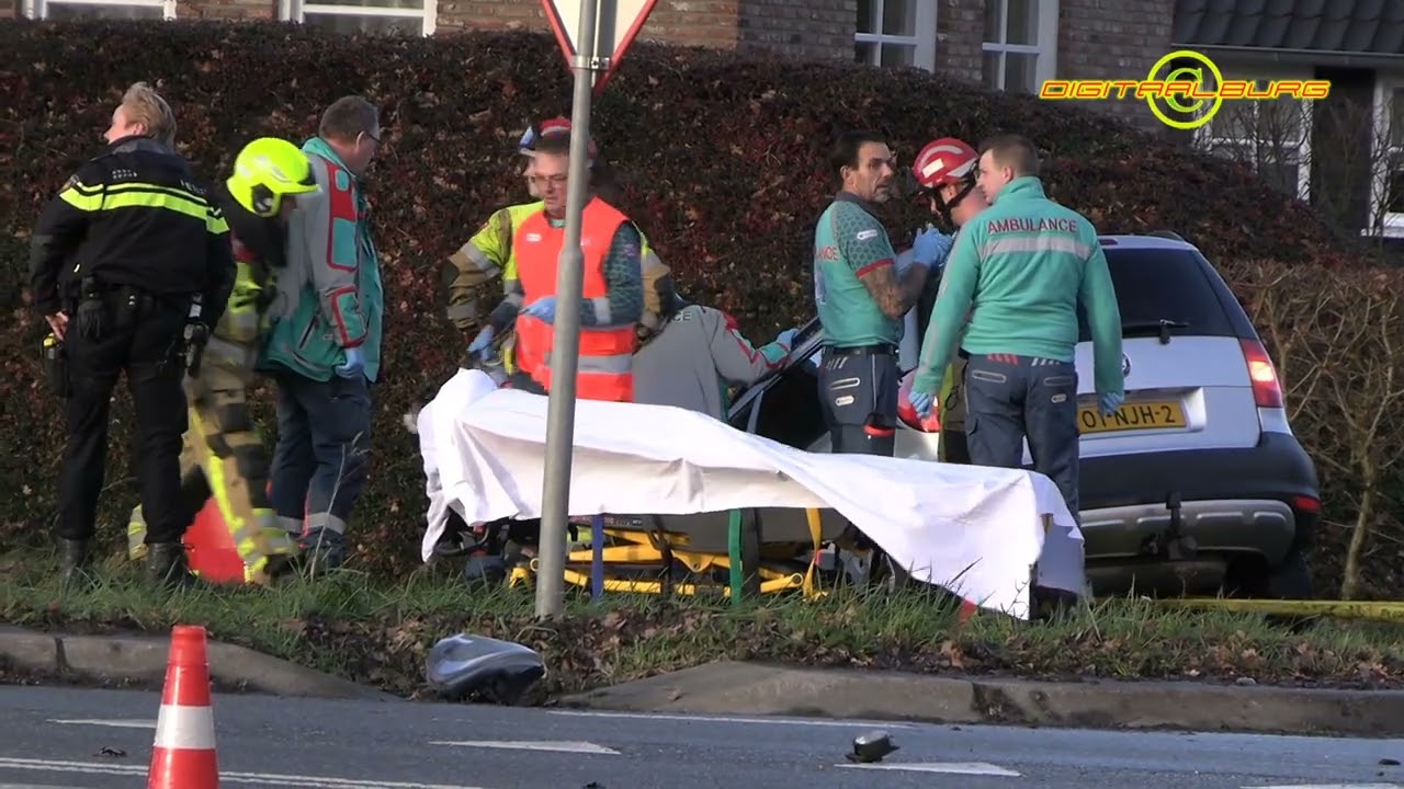 Zwaar ongeval N831 in Well