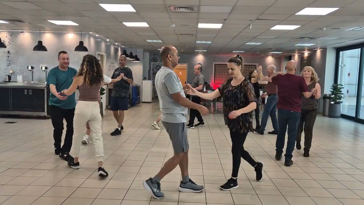 לדעת לאהוב  דודו ברזילי.