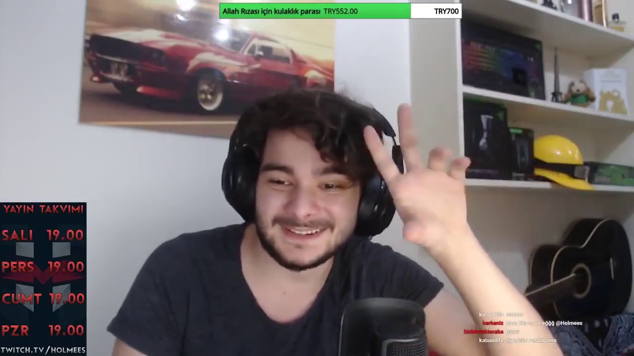 Holmes : Kopya Çekme Anısı, Twitch anı