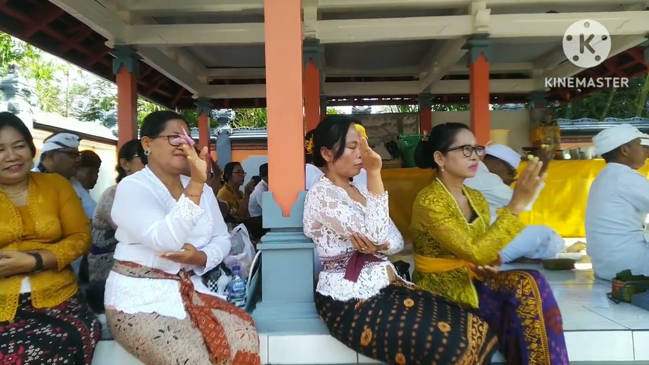ORANG MANADO ASAL BALI...