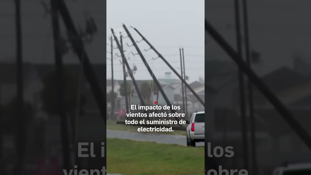 Houston Downtown qued&oacute; a oscuras en pleno d&iacute;a durante el paso de Beryl