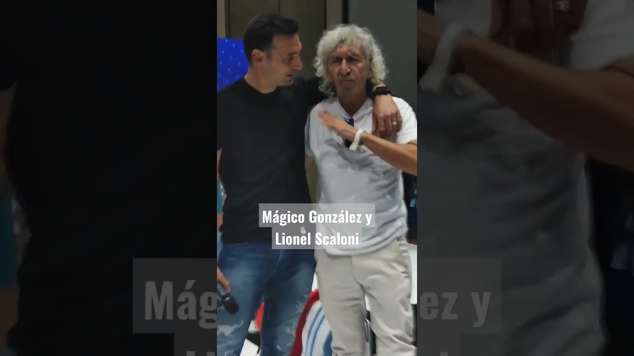 M&aacute;gico Gonz&aacute;lez y Lionel Scaloni en El Salvador - Aqu&iacute; con @a25podcast