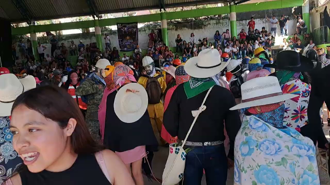 Carnaval ixtololoya pantepec puebla 19 / febrero/2026 / mayordomo anayeli Tolentino