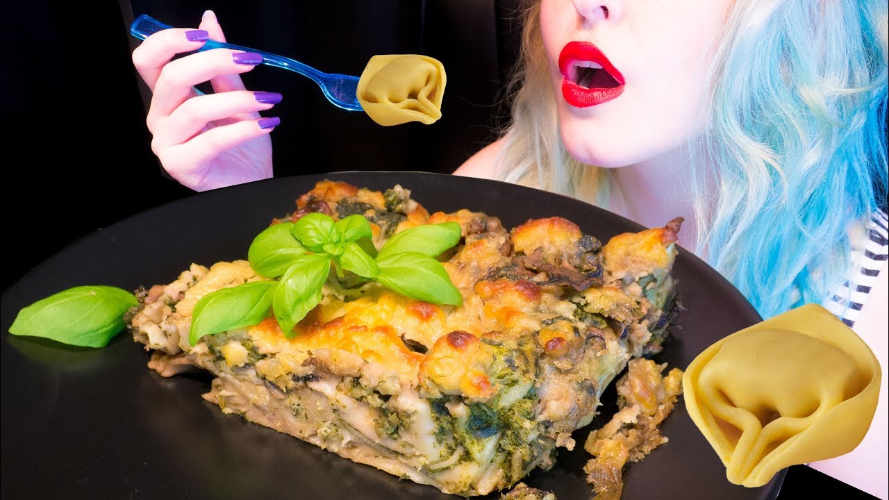 ASMR: Super Creamy Tortellini Casserole | Pasta Bake ~ Relaxing Eating Sounds [No Talking|V] 😻