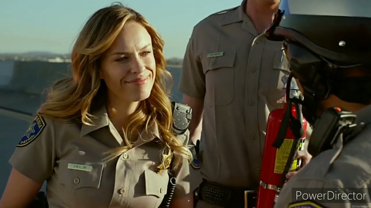 CHiPs (2017) - Red Ferrari Chase Scene