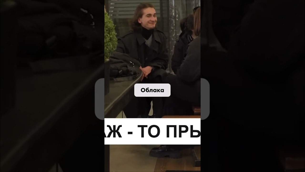 A homeless man surprised passersby with his vocals 🎸