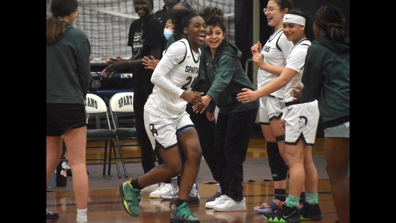 Hannah Stines, Juice Brown, Orangewood Academy put on show in playoff win against Bishop Montgomery