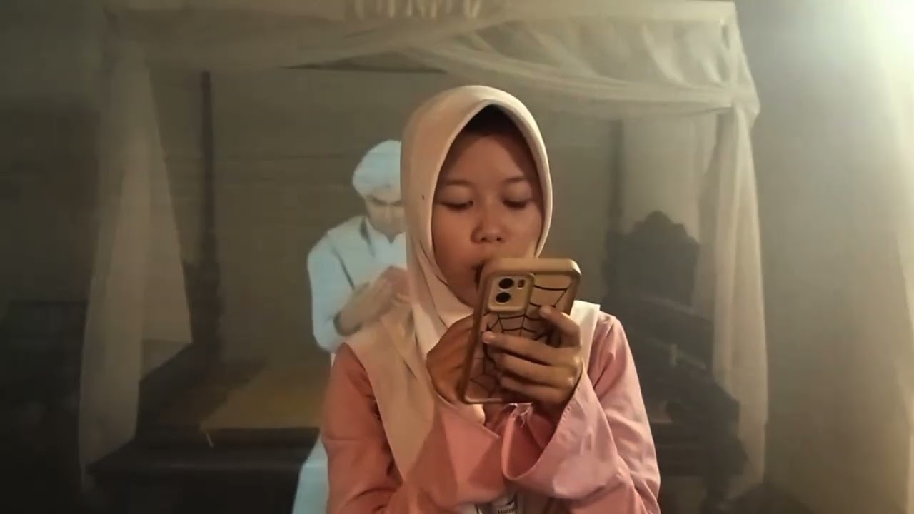 TUGAS VIDEO BERKUNJUNG KE MUSEUM FATAHILLAH