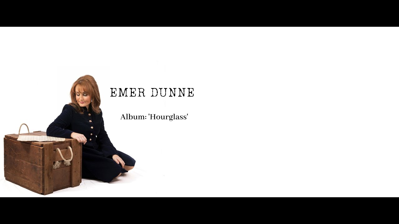 Wild Mountain Thyme - (with lyrics) Emer Dunne