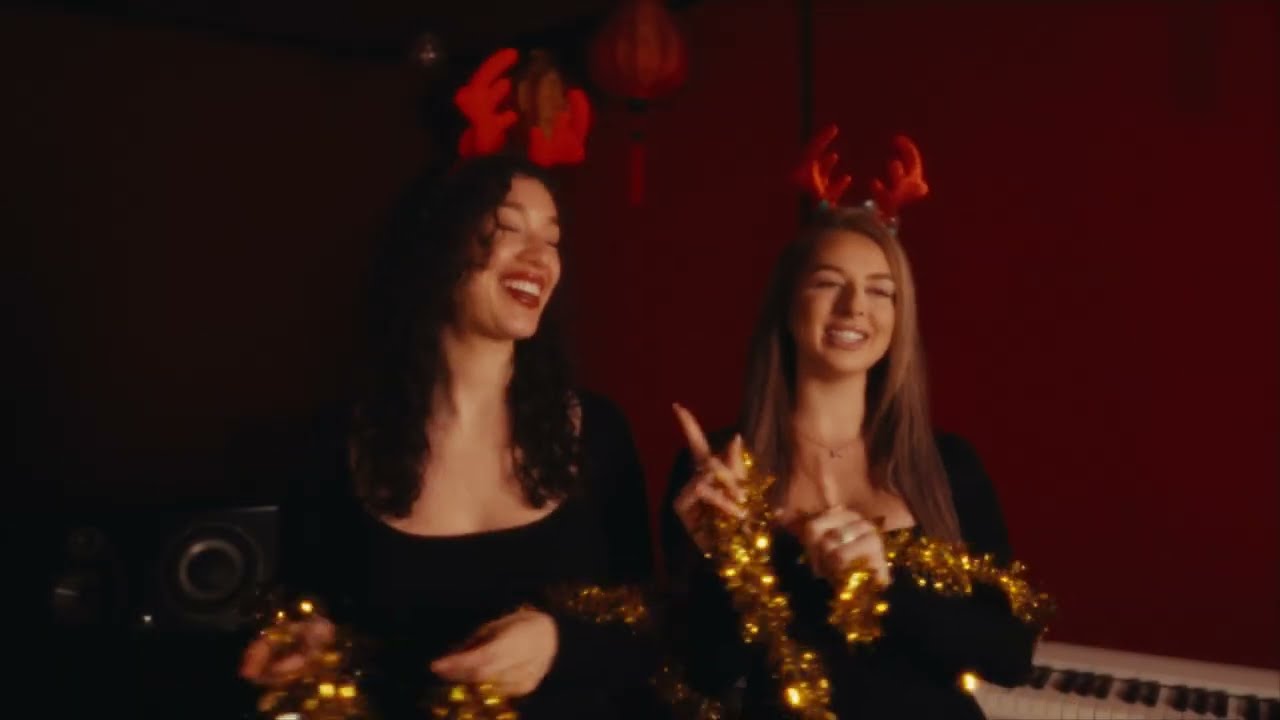 FEBO - Bitterballen In De Boom (Official Music Video)