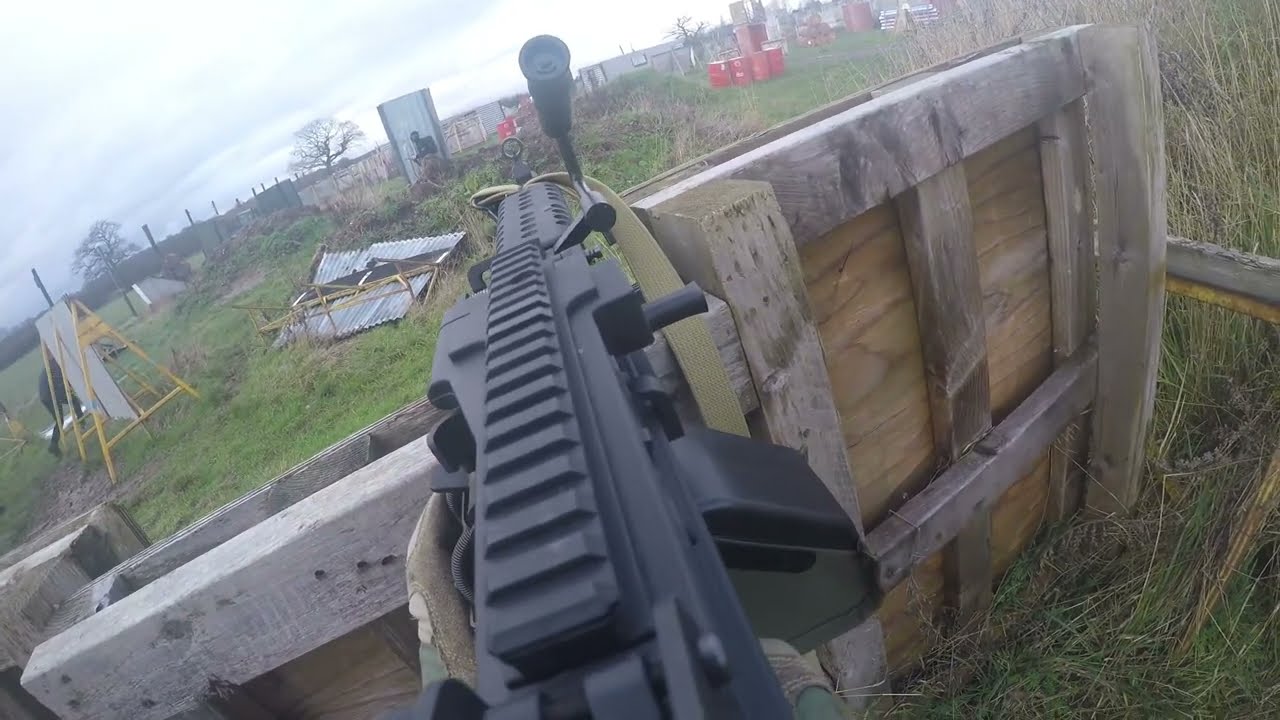 SUPPRESSIVE FIRE! (outpost airsoft)