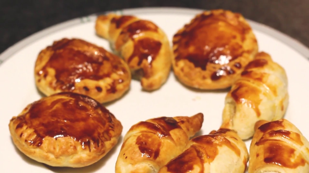 Vietnamese Meat Pie Pat&eacute; Chaud - B&aacute;nh Pat&ecirc; S&ocirc; Recipe