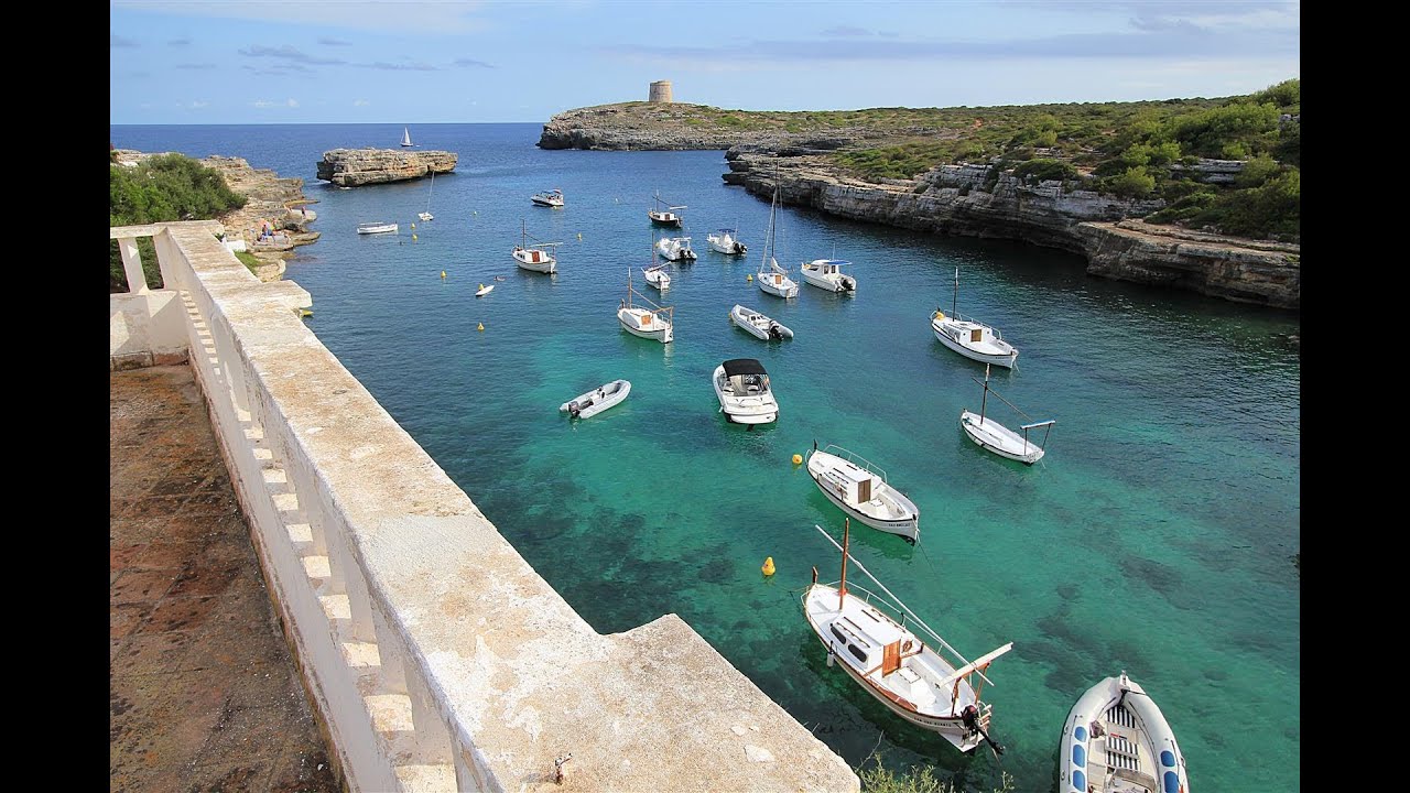 Menorca: casita de pescadores en primera línea de mar