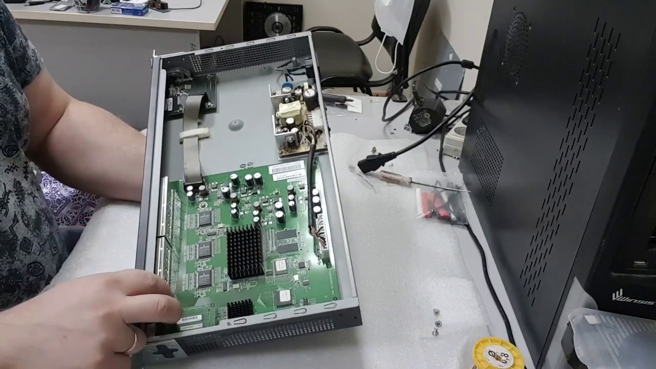Ремонт HP коммутатор 2610 24, писк и не включается