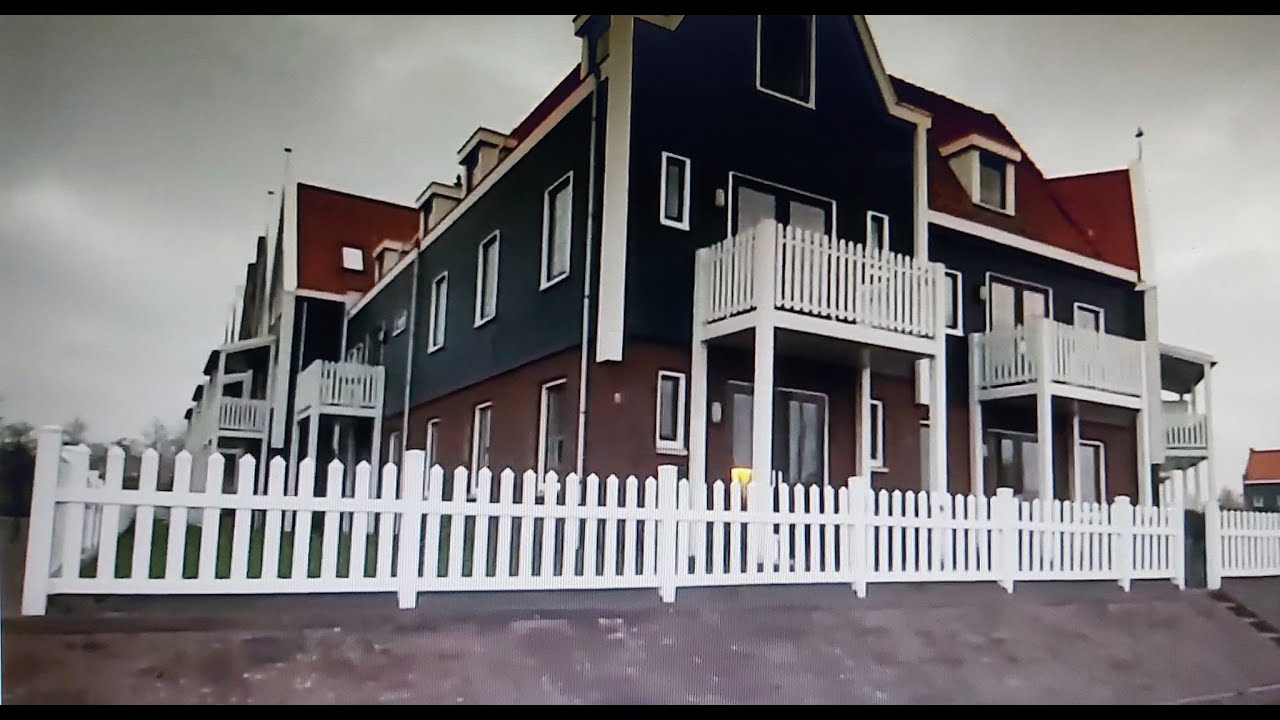 VOLENDAM|Short Tour of the Marina Park