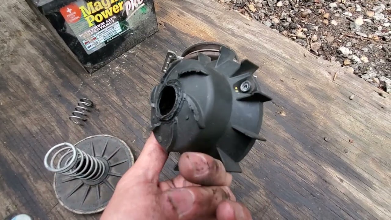 Проблема с трансмиссией John Deere D105