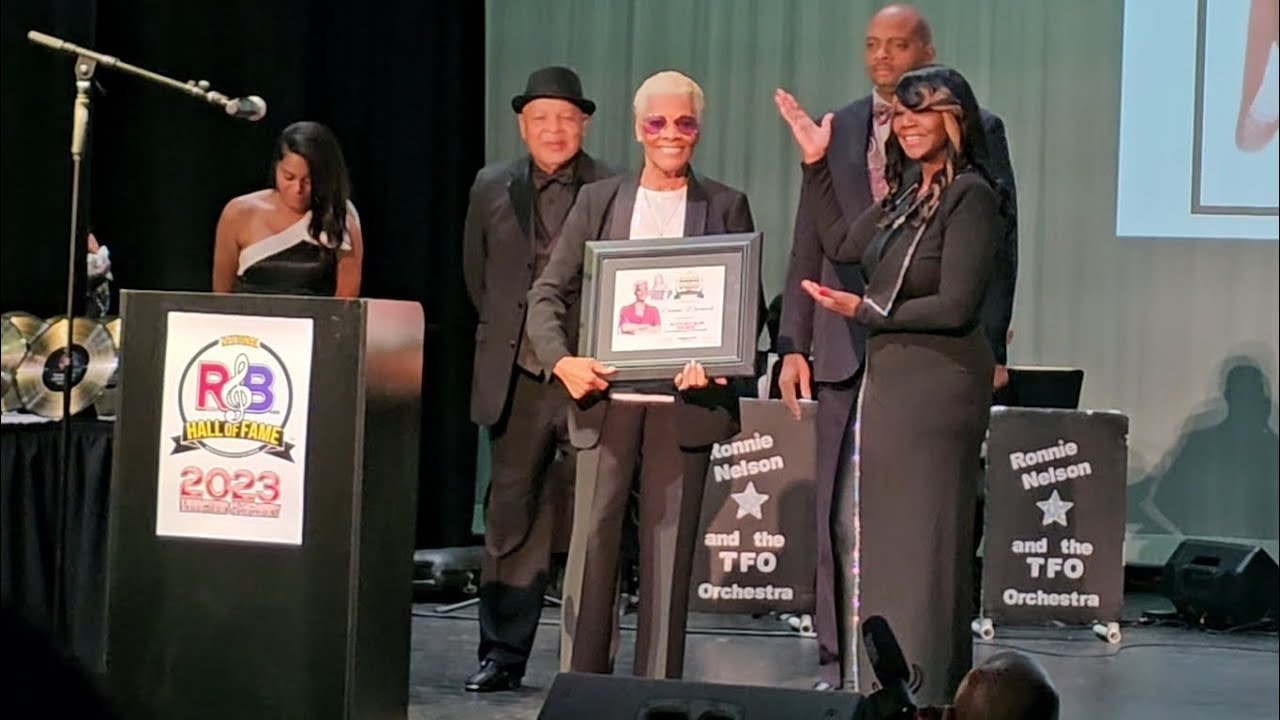 Dionne Warwick Accepts her Award at the 2023 R&B Hall of Fame