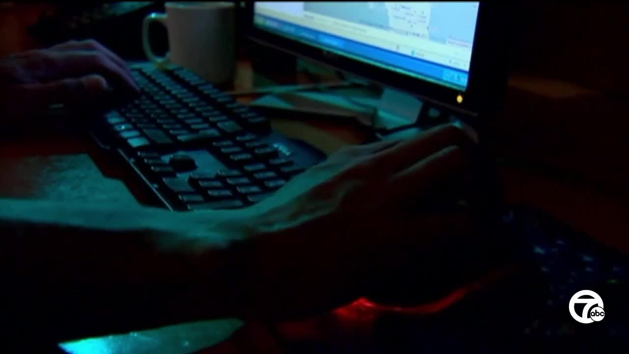 FBI warns parents after Florida man charged with sextortion of 13-year-old Michigan girl