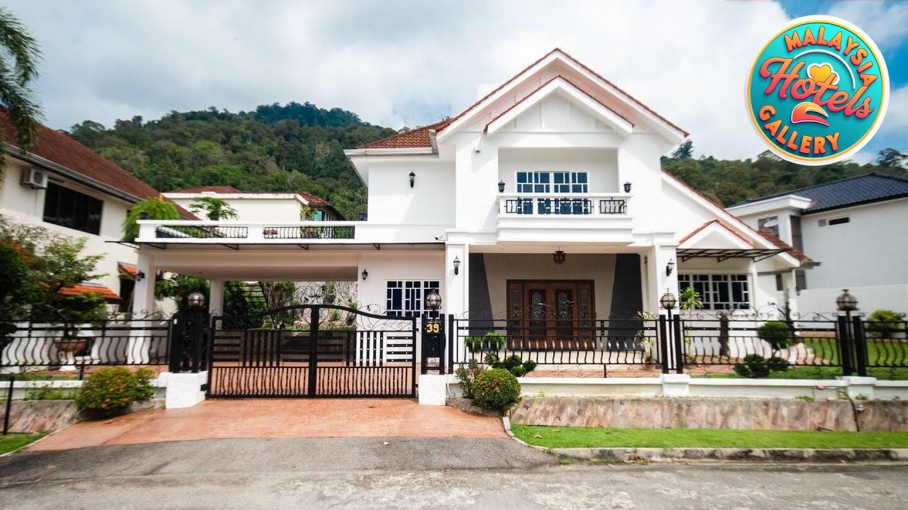 Luxury Bungalow (BM) KTV/Games/Footballtable | Penang, Malaysia | Hotel Review 🌟