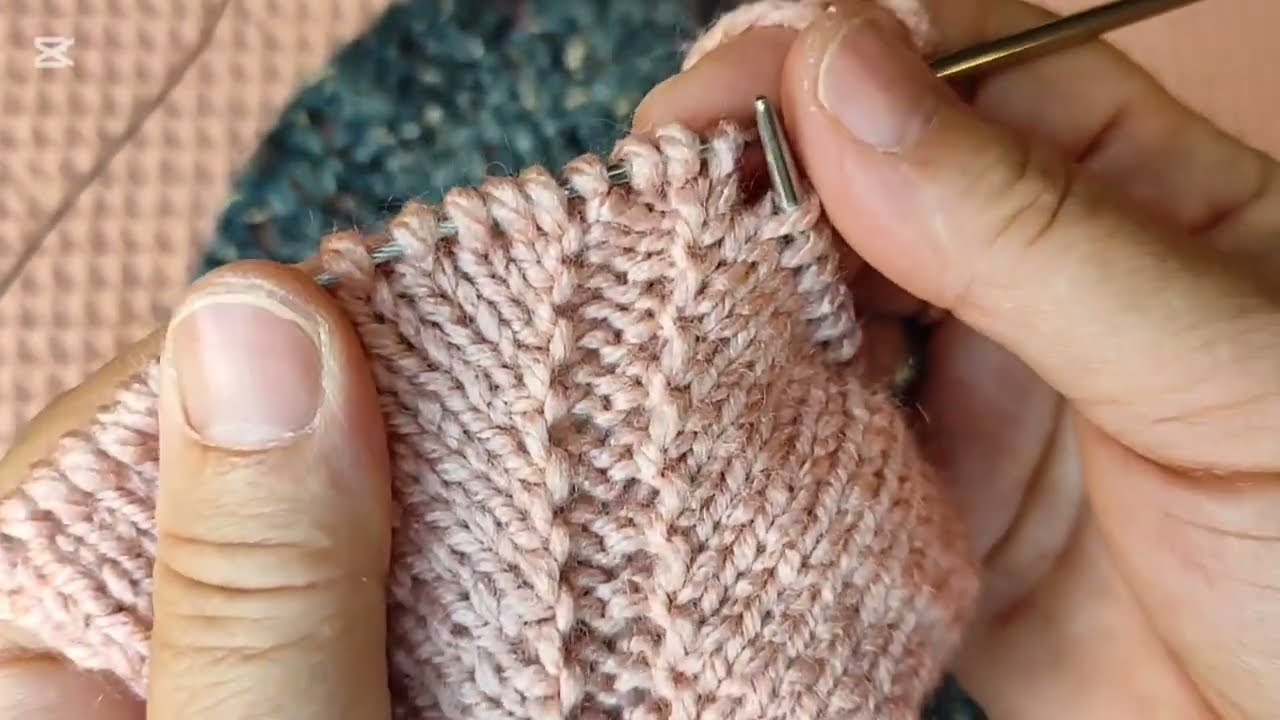 Örgüde gizli arttırma Solaklar için örgü teknikleri. 