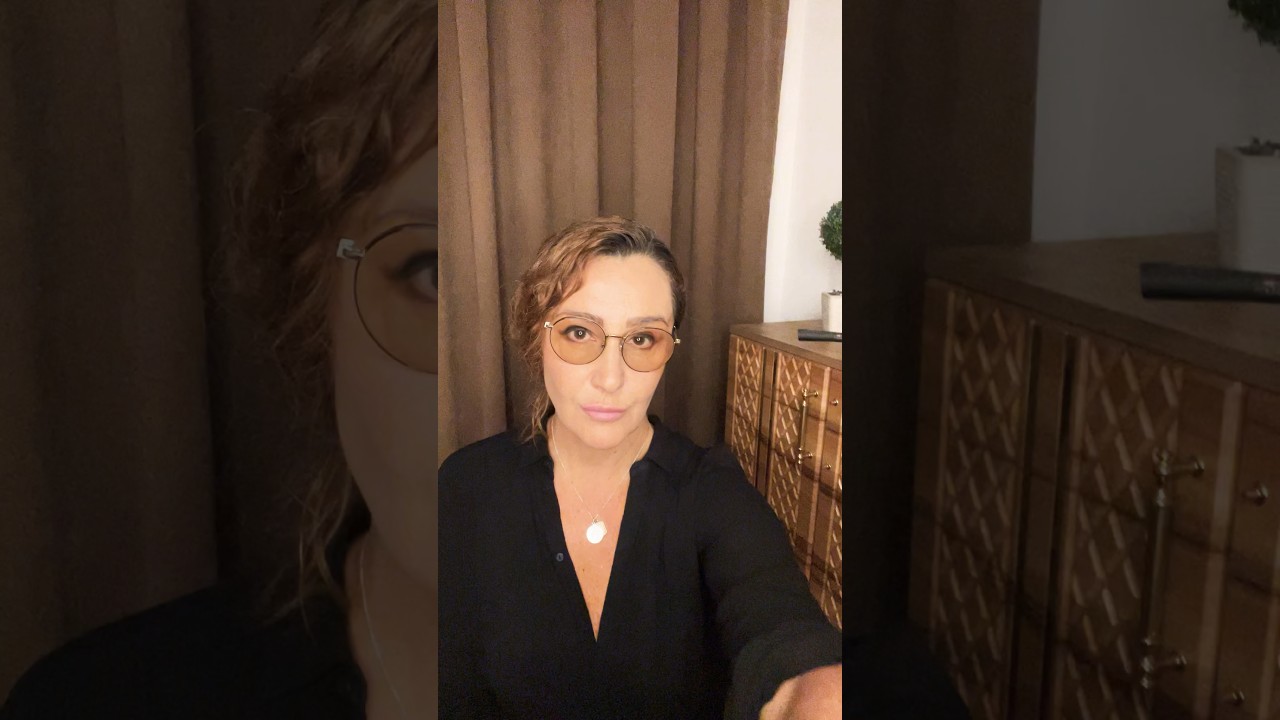 Почему Снежана Егорова не едет в Россию.