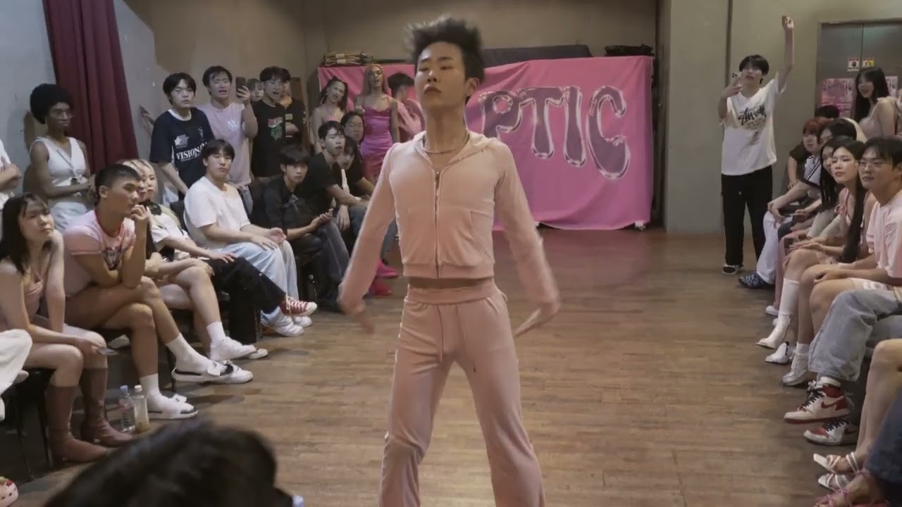 BABY VOGUE • Soaptic Mini Ball 2023