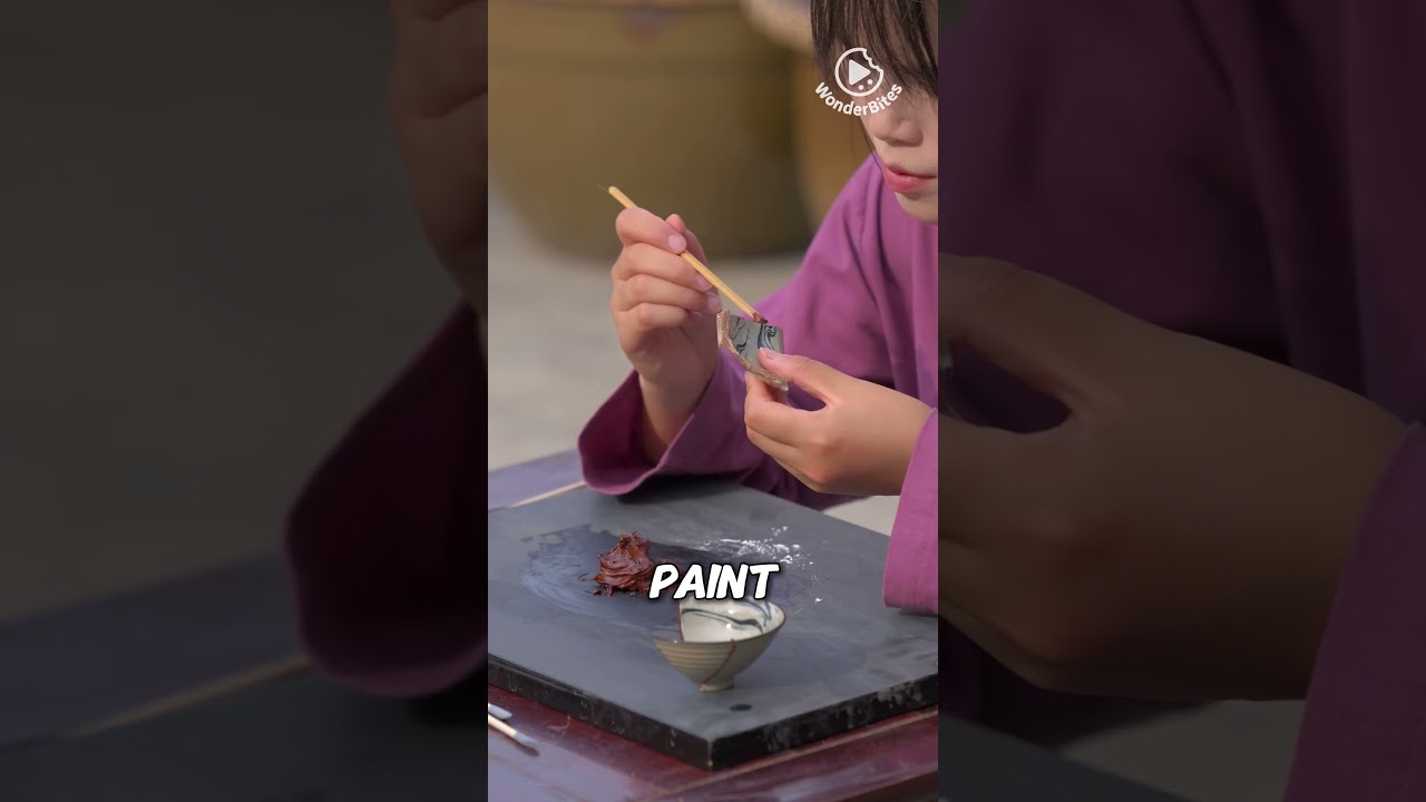 Restoring Porcelain with Gold Powder