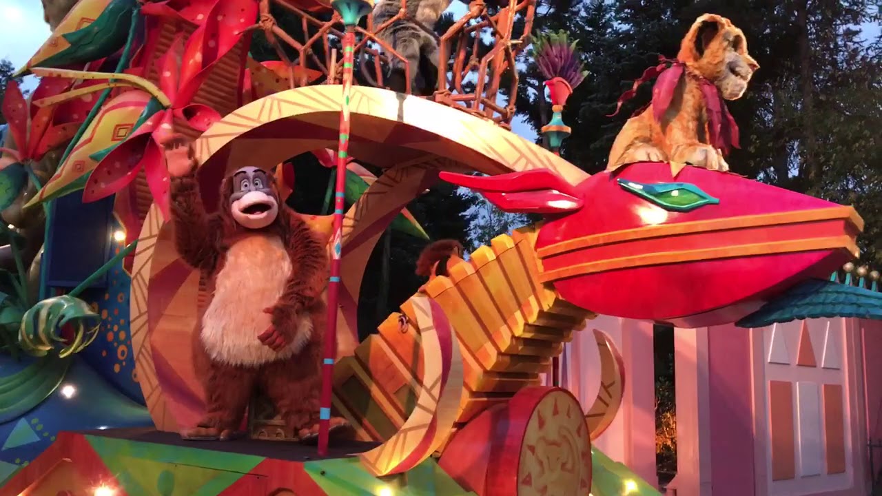Disney Stars on Parade - Disneyland Paris 02/11/2017