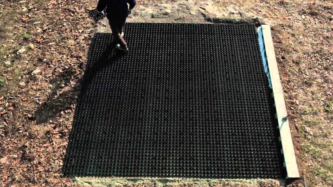 GUTTAGARDEN - Colocación de nuestra geocelda de confinamiento transitable para areas verdes