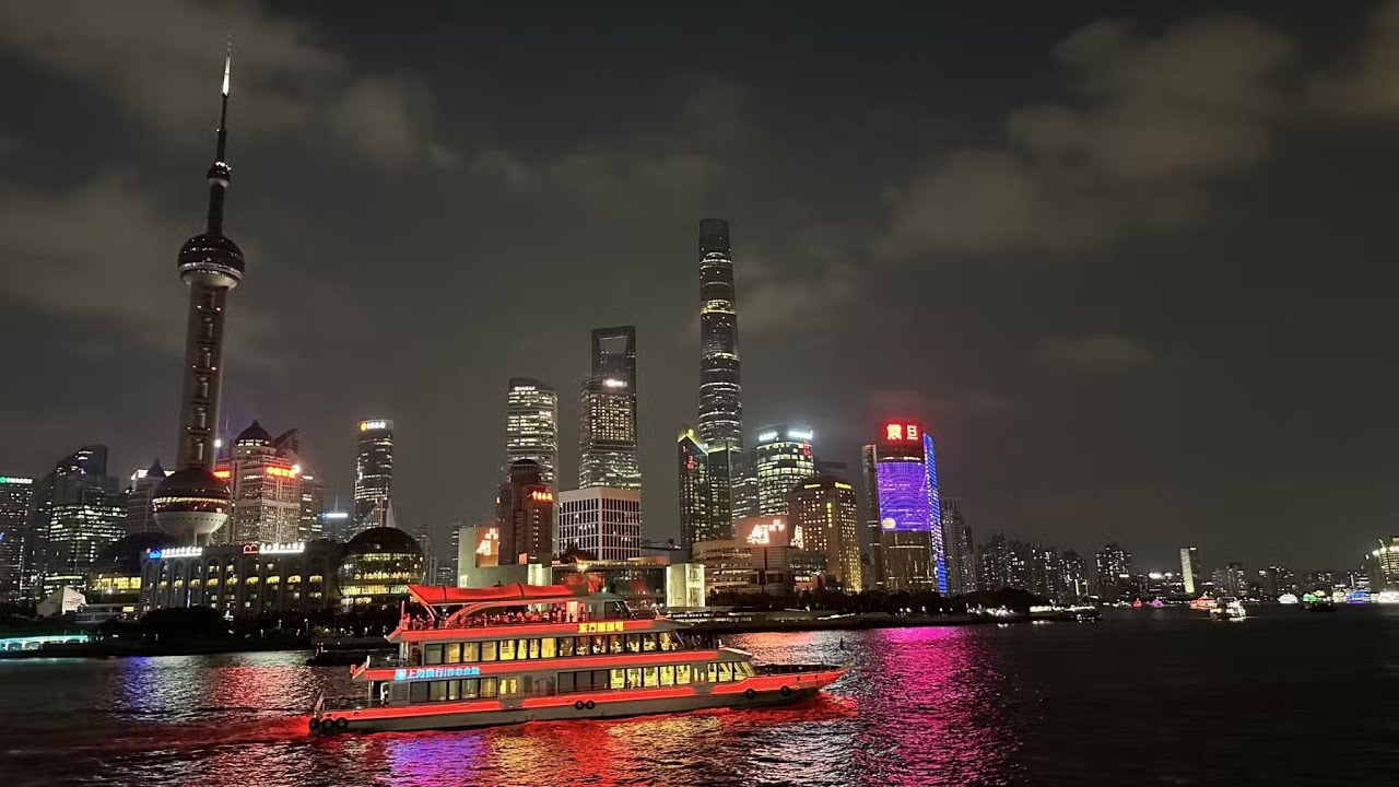 上海外灘夜景：黃浦江遊船的1個最佳觀看時間