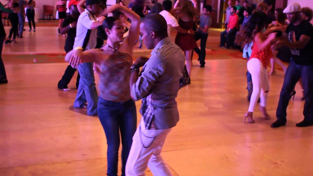 Juan Matos y Alien Ramirez (first dance together)